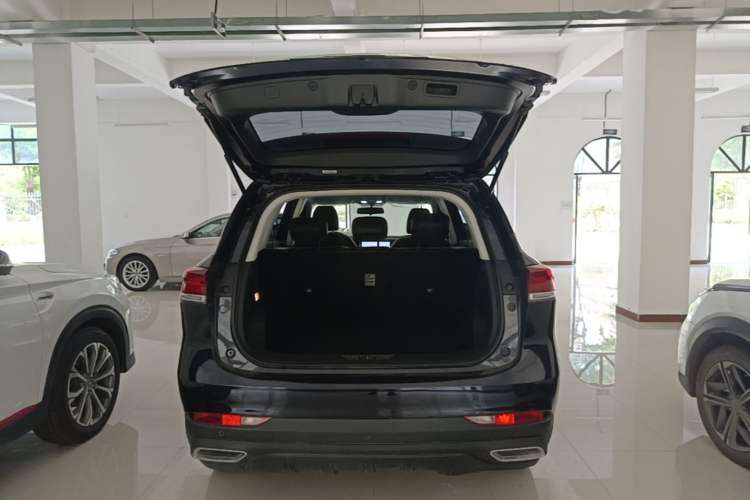 Used CHANGAN OSHAN X7 PLUS 2023 Enjoy Edition 1.5T Automatic Prestige Model Trunk