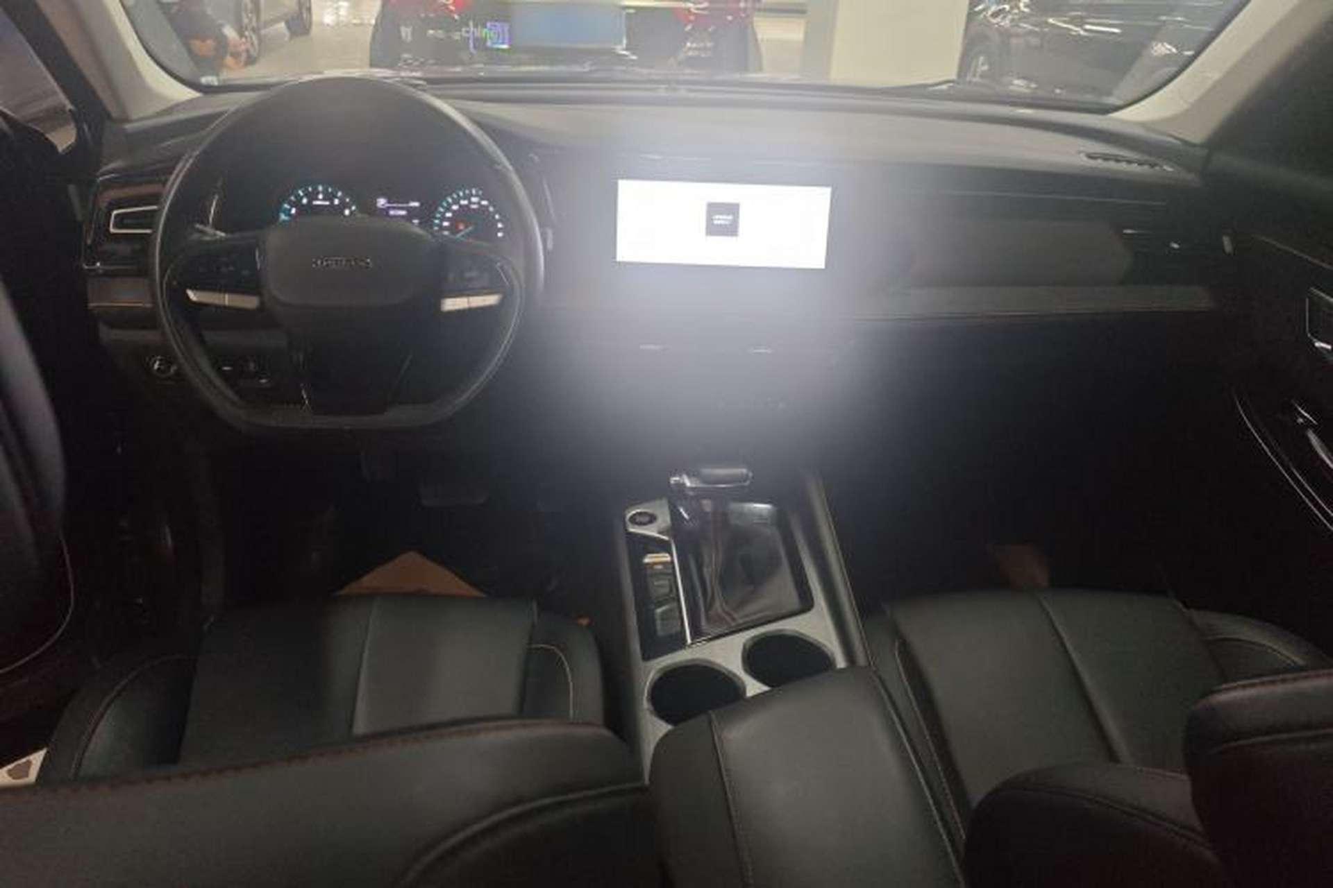 Used CHANGAN OSHAN X7 PLUS 2023 Enjoy Edition 1.5T Automatic Smart Edition 7-Seater Center Console