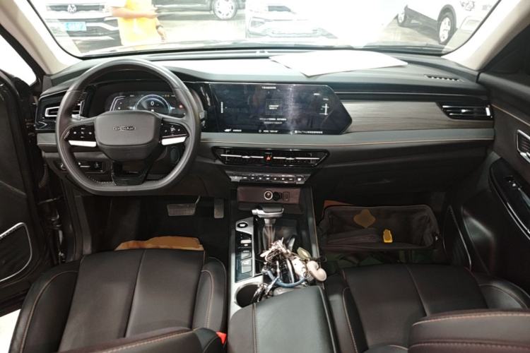 Used CHANGAN OSHAN X7 PLUS 2023 Enjoy Edition 1.5T Automatic Prestige Model Center Console