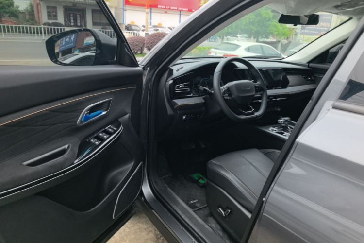 Used CHANGAN OSHAN X7 PLUS 2023 Enjoy Edition 1.5T Automatic Prestige 7-Seater Driver Seat