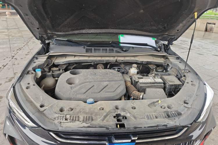 Used CHANGAN OSHAN X7 PLUS 2023 Enjoy Edition 1.5T Automatic Prestige 7-Seater Engine Bay