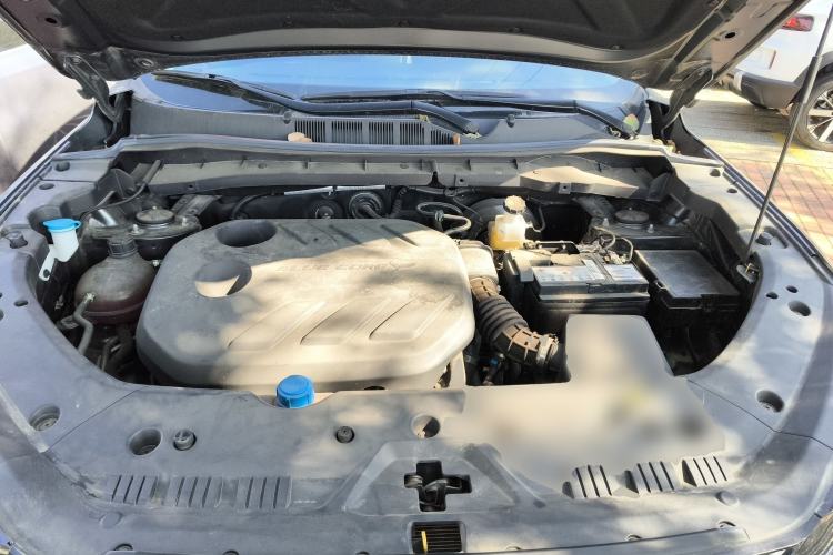 Used CHANGAN OSHAN X7 PLUS 2023 Enjoy Edition 1.5T Automatic Prestige 7-Seater Engine Bay