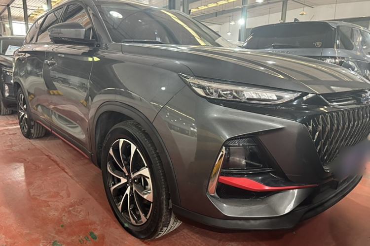 Used CHANGAN OSHAN X7 PLUS 2023 Enjoy Edition 1.5T Automatic Prestige 7-Seater Exterior 2
