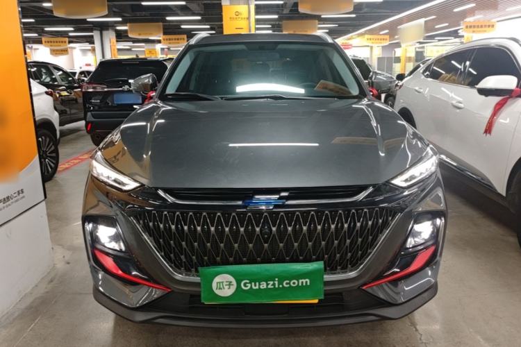 Used CHANGAN OSHAN X7 PLUS 2023 Enjoy Edition 1.5T Automatic Prestige Model Front