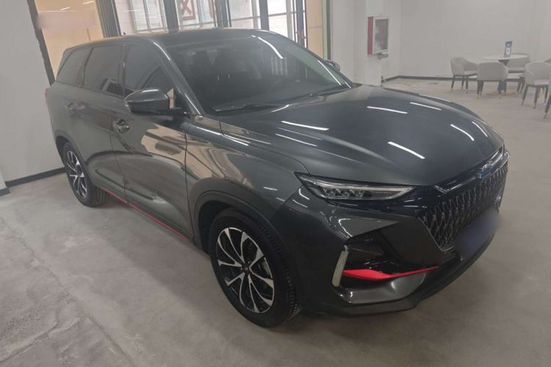 Used CHANGAN OSHAN X7 PLUS 2023 Enjoy Edition 1.5T Automatic Smart Edition 7-Seater Front Right 45 Deg