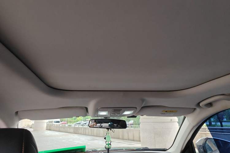 Used CHANGAN OSHAN X7 PLUS 2023 Enjoy Edition 1.5T Automatic Prestige 7-Seater Headliner