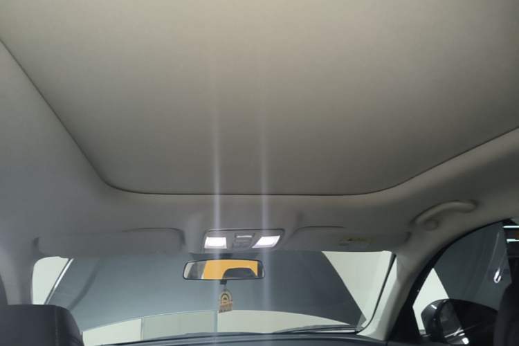 Used CHANGAN OSHAN X7 PLUS 2023 Enjoy Edition 1.5T Automatic Prestige Model Headliner