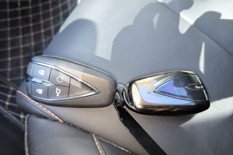 Used CHANGAN OSHAN X7 PLUS 2023 Enjoy Edition 1.5T Automatic Prestige 7-Seater Interior 1