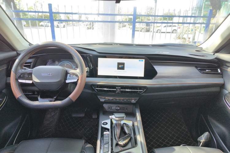 Used CHANGAN OSHAN X7 PLUS 2023 Enjoy Edition 1.5T Automatic Prestige 7-Seater Interior 2