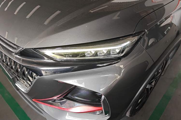 Used CHANGAN OSHAN X7 PLUS 2023 Enjoy Edition 1.5T Automatic Prestige 7-Seater Left Front Headlight