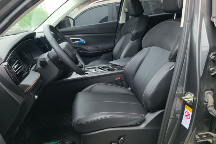 Used CHANGAN OSHAN X7 PLUS 2023 Enjoy Edition 1.5T Automatic Prestige 7-Seater Left Front Seat