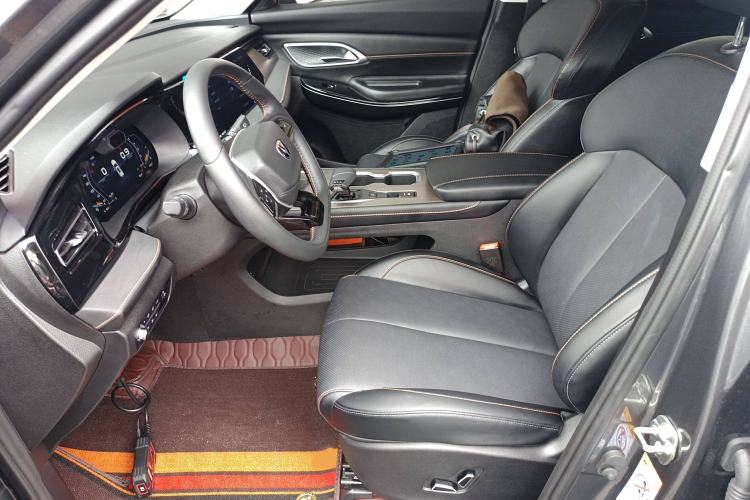 Used CHANGAN OSHAN X7 PLUS 2023 Enjoy Edition 1.5T Automatic Pilot Model 7 Seats Left Front Seat
