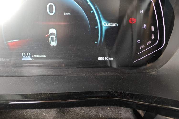 Used CHANGAN OSHAN X7 PLUS 2023 Enjoy Edition 1.5T Automatic Prestige 7-Seater Odometer Close Up