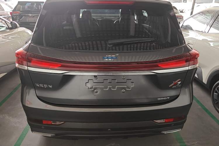 Used CHANGAN OSHAN X7 PLUS 2023 Enjoy Edition 1.5T Automatic Prestige 7-Seater Rear