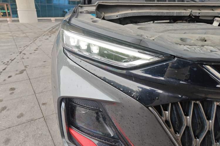 Used CHANGAN OSHAN X7 PLUS 2023 Enjoy Edition 1.5T Automatic Prestige 7-Seater Right Front Headlight