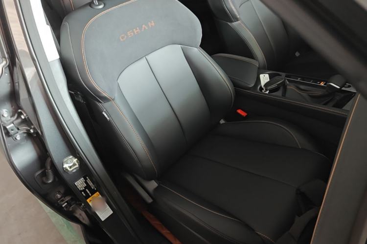 Used CHANGAN OSHAN X7 PLUS 2023 Enjoy Edition 1.5T Automatic Prestige 7-Seater Right Front Seat