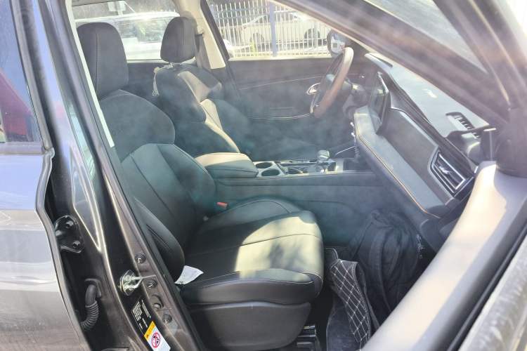 Used CHANGAN OSHAN X7 PLUS 2023 Enjoy Edition 1.5T Automatic Prestige 7-Seater Right Front Seat