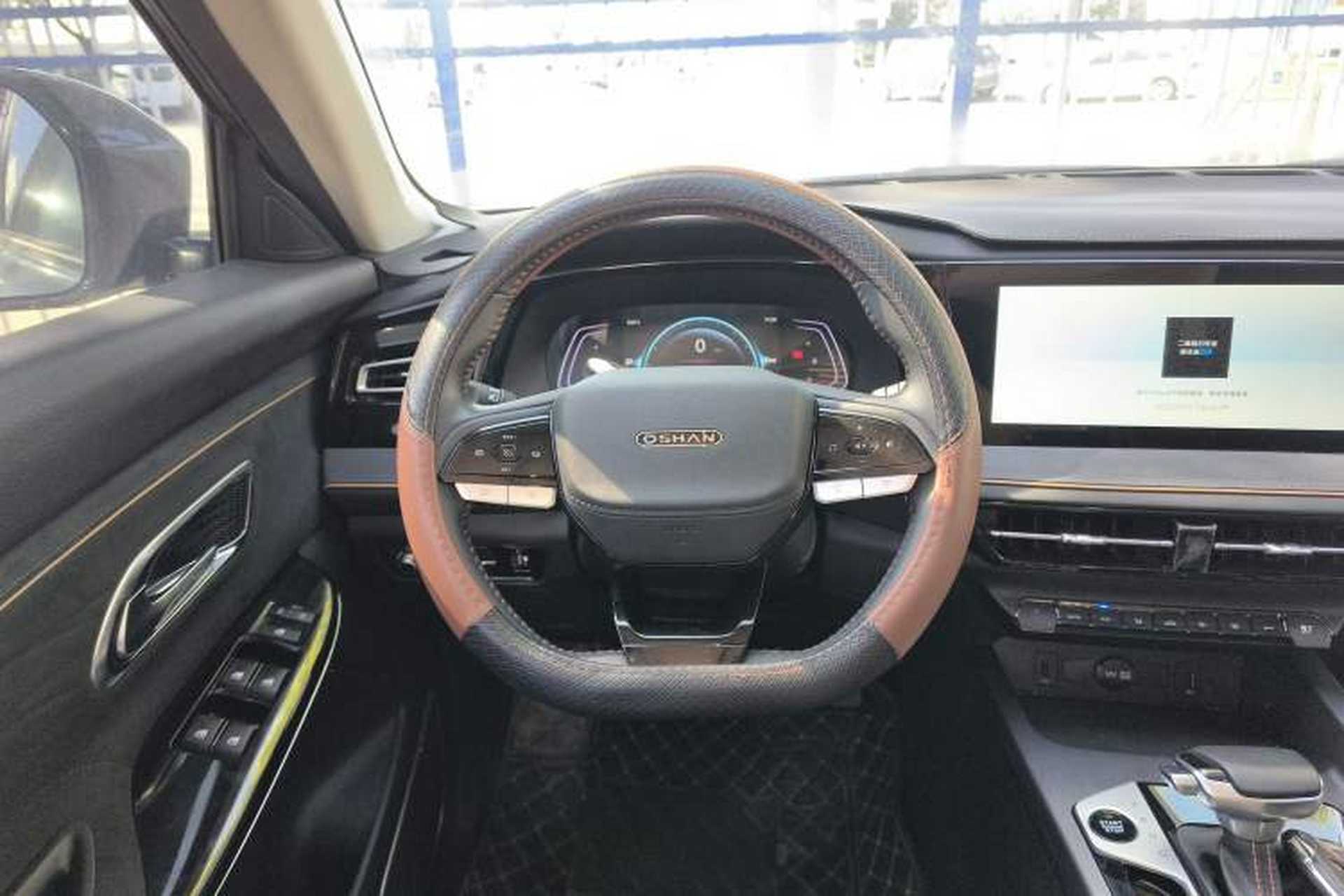 Used CHANGAN OSHAN X7 PLUS 2023 Enjoy Edition 1.5T Automatic Prestige 7-Seater Steering Wheel