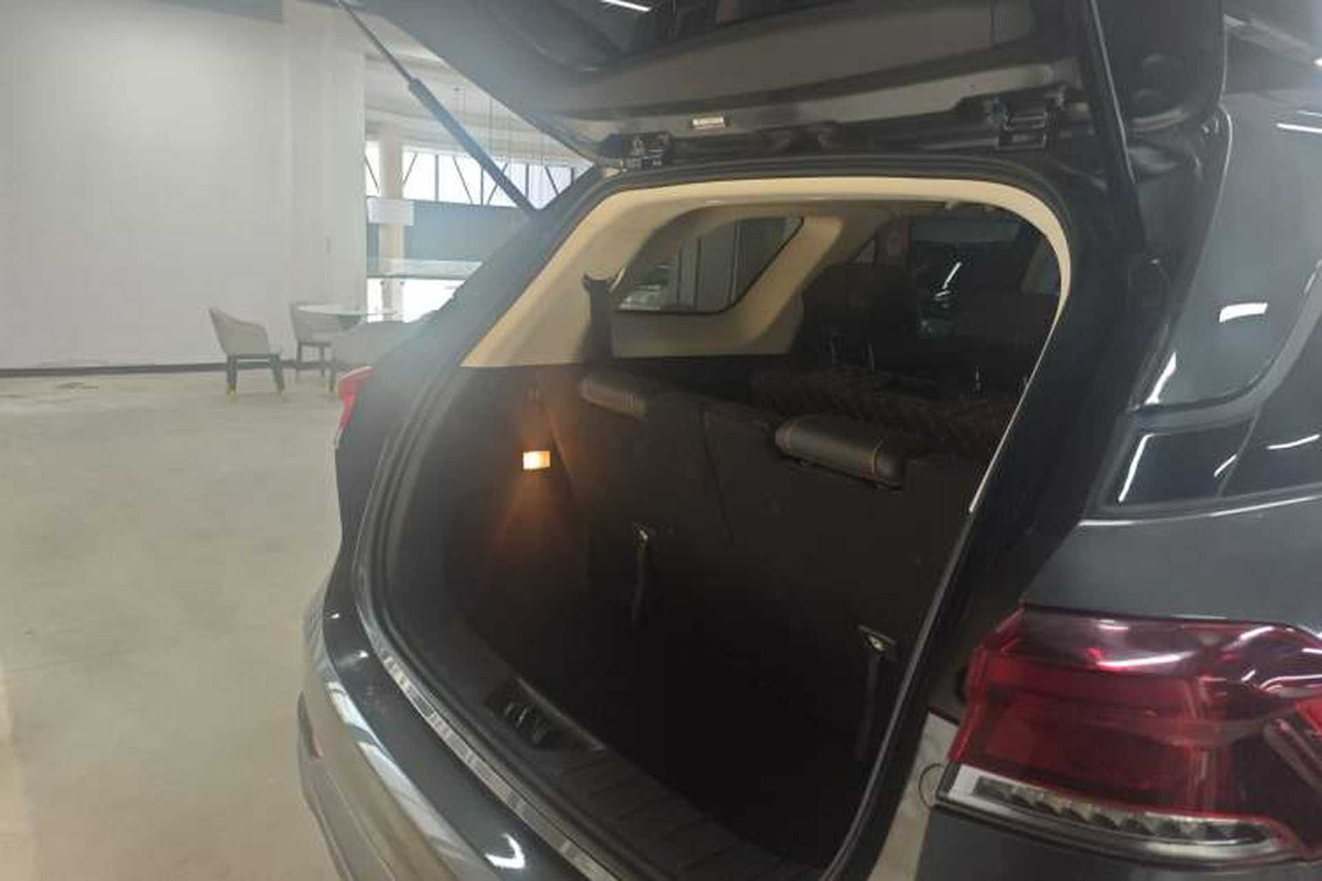 Used CHANGAN OSHAN X7 PLUS 2023 Enjoy Edition 1.5T Automatic Smart Edition 7-Seater Trunk
