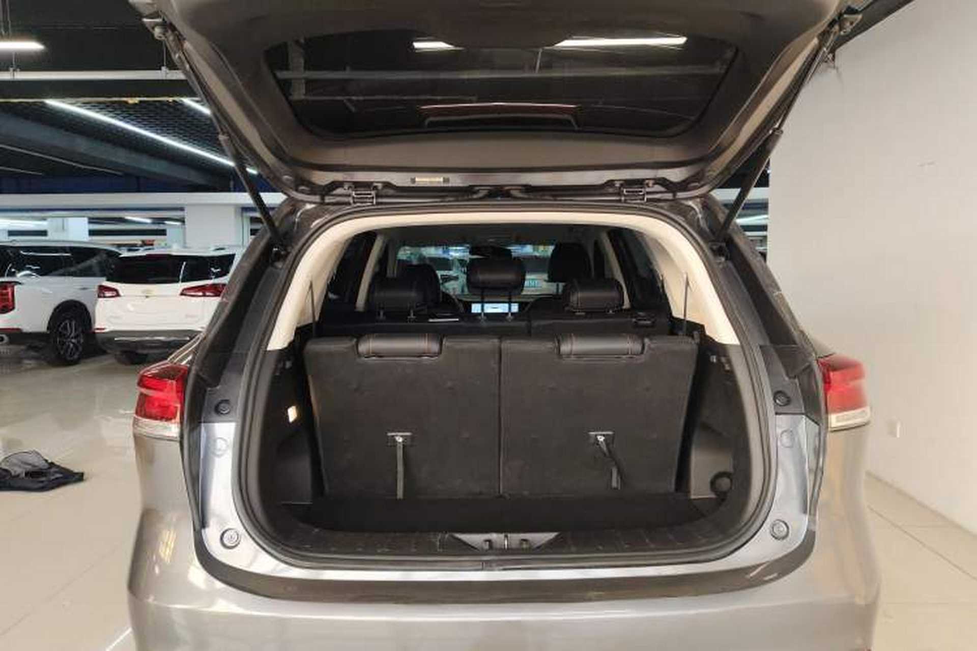 Used CHANGAN OSHAN X7 PLUS 2023 Enjoy Edition 1.5T Automatic Prestige 7-Seater Trunk