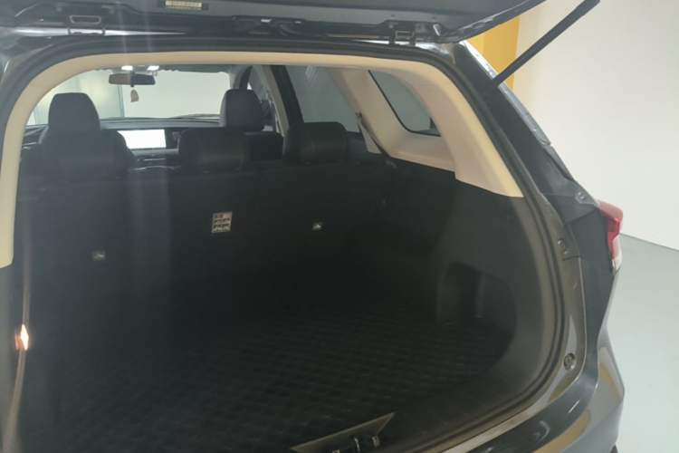 Used CHANGAN OSHAN X7 PLUS 2023 Enjoy Edition 1.5T Automatic Prestige Model Trunk