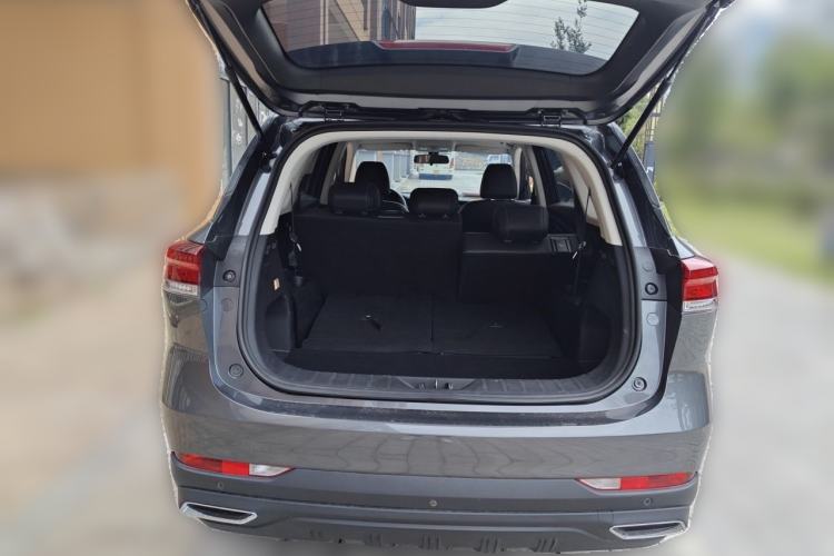 Used CHANGAN OSHAN X7 PLUS 2023 Enjoy Edition 1.5T Automatic Prestige 7-Seater Trunk