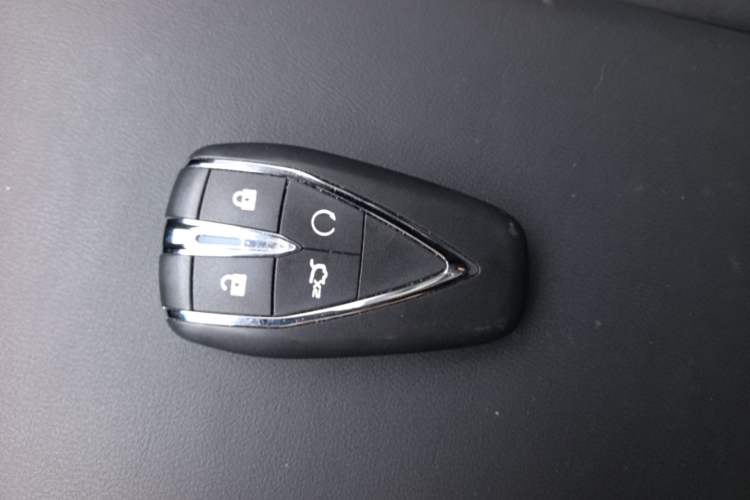 Used CHANGAN OSHAN X7 PLUS 2023 Enjoy Edition 1.5T Automatic Prestige 7-Seater Vehicle Key