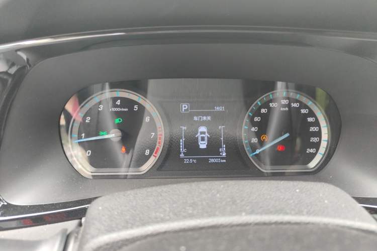 Used CHANGAN OSHAN X7 PLUS 2023 Enjoy Edition 1.5T Automatic Smart Edition 7-Seater Instrument Cluster