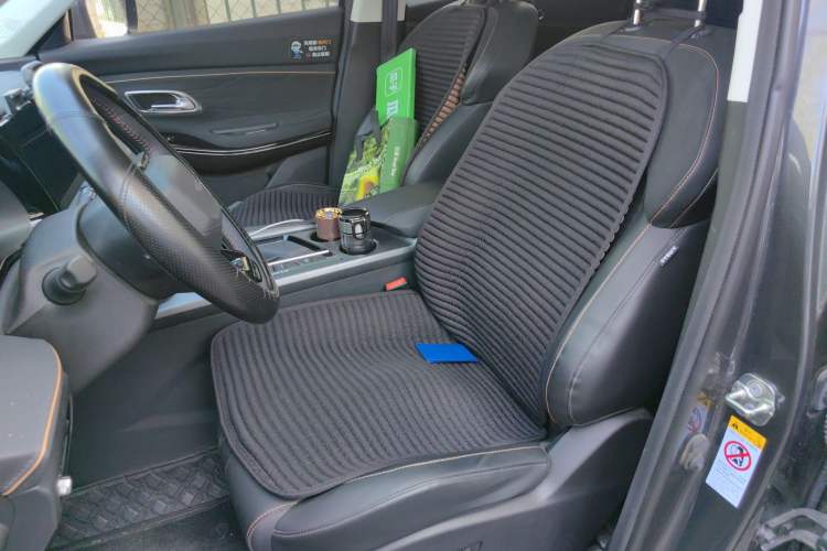 Used CHANGAN OSHAN X7 PLUS 2023 Enjoy Edition 1.5T Automatic Prestige Model Left Front Seat