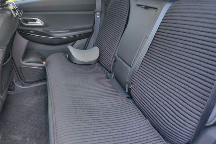 Used CHANGAN OSHAN X7 PLUS 2023 Enjoy Edition 1.5T Automatic Prestige Model Left Rear Seat