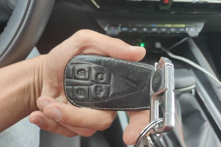Used CHANGAN OSHAN X7 PLUS 2023 Enjoy Edition 1.5T Automatic Smart Edition 7-Seater Vehicle Key