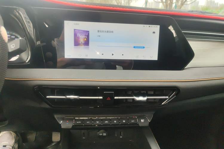 Used CHANGAN OSHAN X7 PLUS 2023 Enjoy Edition 1.5T Automatic Smart Version Audio And AC Panel