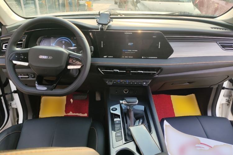 Used CHANGAN OSHAN X7 PLUS 2023 Enjoy Edition 1.5T Automatic Prestige Model Center Console