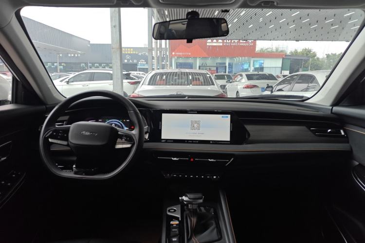 Used CHANGAN OSHAN X7 PLUS 2023 Enjoy Edition 1.5T Automatic Prestige Model Center Console
