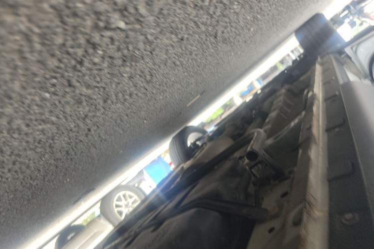 Used CHANGAN OSHAN X7 PLUS 2023 Enjoy Edition 1.5T Automatic Smart Edition 7-Seater Chassis Rear Left