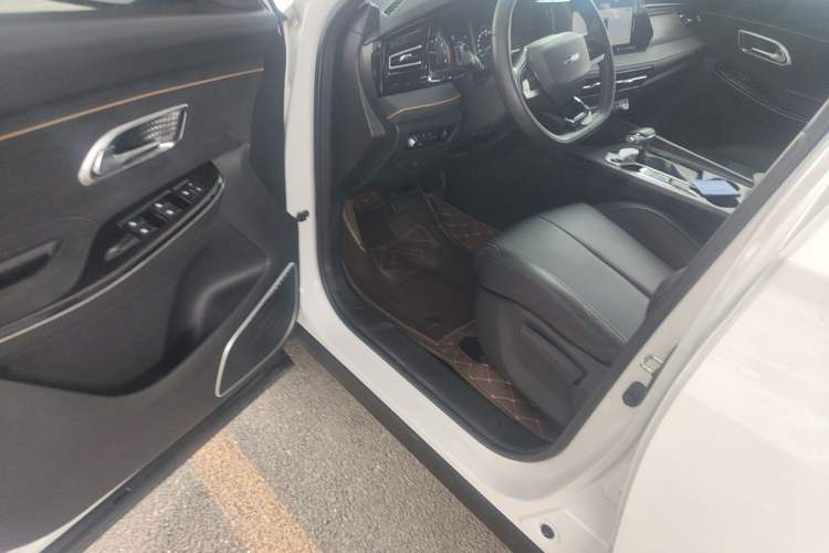 Used CHANGAN OSHAN X7 PLUS 2023 Enjoy Edition 1.5T Automatic Smart Edition 7-Seater Driver Seat