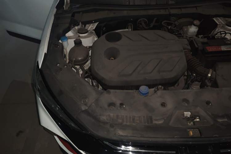 Used CHANGAN OSHAN X7 PLUS 2023 Enjoy Edition 1.5T Automatic Prestige Model Engine Bay Right