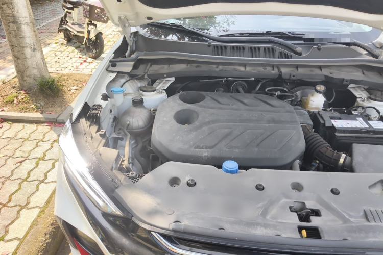 Used CHANGAN OSHAN X7 PLUS 2023 Enjoy Edition 1.5T Automatic Smart Version Engine Bay Right