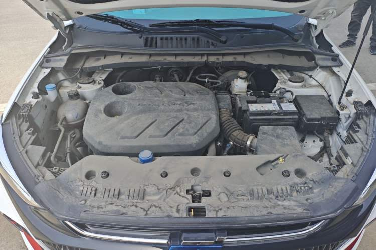 Used CHANGAN OSHAN X7 PLUS 2023 Enjoy Edition 1.5T Automatic Smart Edition 7-Seater Engine Bay