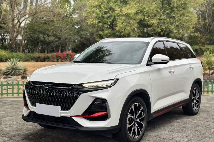Used CHANGAN OSHAN X7 PLUS 2023 Enjoy Edition 1.5T Automatic Prestige 7-Seater Exterior 2