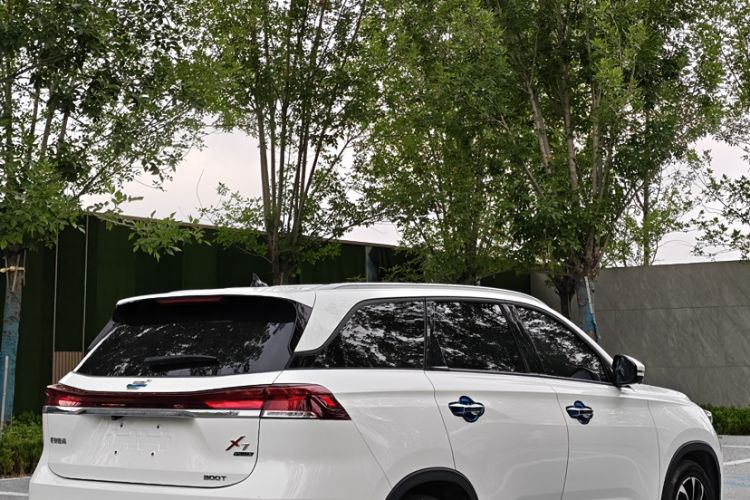 Used CHANGAN OSHAN X7 PLUS 2023 Enjoy Edition 1.5T Automatic Prestige Model Exterior 4