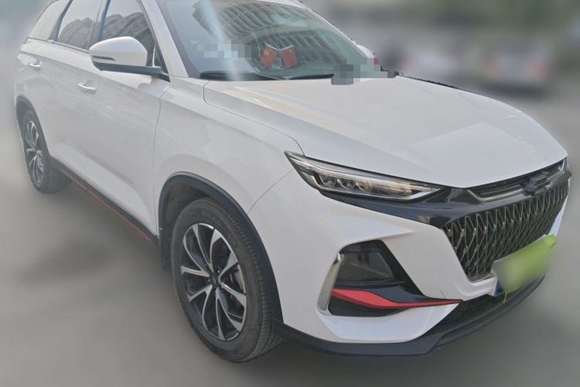 Used CHANGAN OSHAN X7 PLUS 2023 Enjoy Edition 1.5T Automatic Prestige 7-Seater Front Right 45 Deg