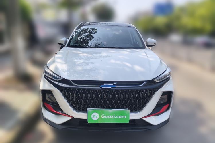 Used CHANGAN OSHAN X7 PLUS 2023 Enjoy Edition 1.5T Automatic Smart Version Front