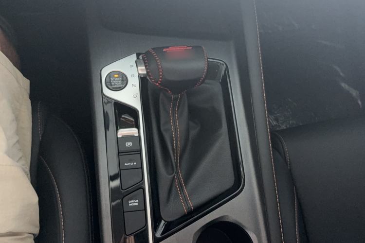 Used CHANGAN OSHAN X7 PLUS 2023 Enjoy Edition 1.5T Automatic Prestige Model Gear Lever