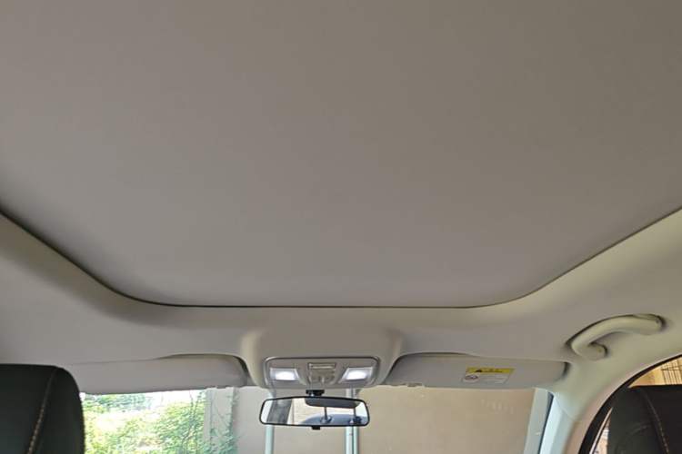 Used CHANGAN OSHAN X7 PLUS 2023 Enjoy Edition 1.5T Automatic Prestige 7-Seater Headliner