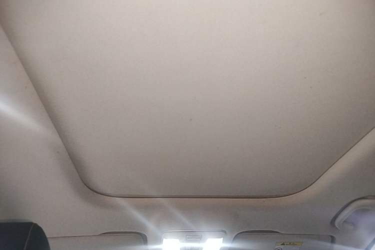 Used CHANGAN OSHAN X7 PLUS 2023 Enjoy Edition 1.5T Automatic Pilot Model 7 Seats Headliner