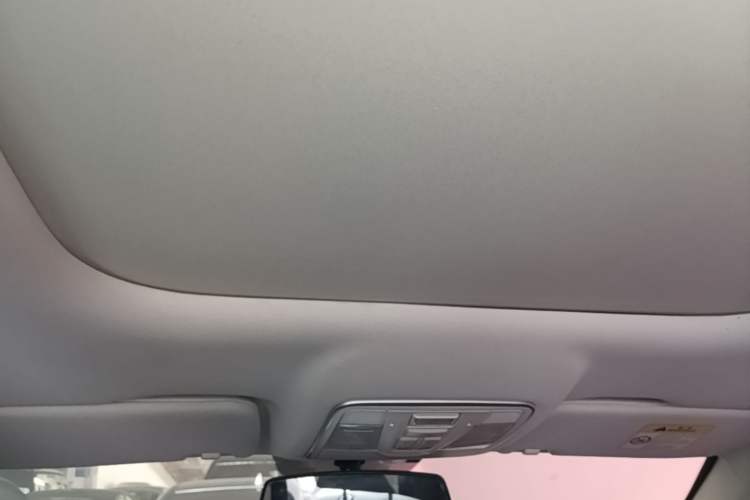 Used CHANGAN OSHAN X7 PLUS 2023 Enjoy Edition 1.5T Automatic Prestige Model Headliner