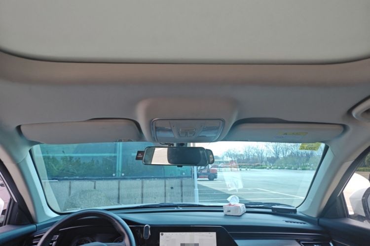 Used CHANGAN OSHAN X7 PLUS 2023 Enjoy Edition 1.5T Automatic Smart Edition 7-Seater Headliner