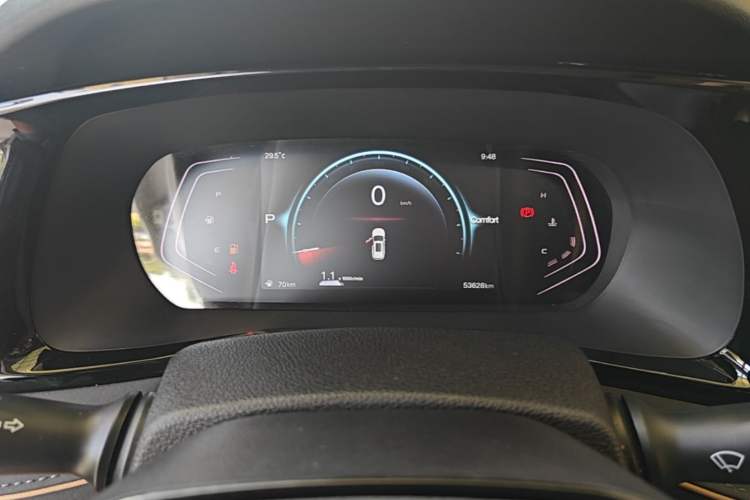 Used CHANGAN OSHAN X7 PLUS 2023 Enjoy Edition 1.5T Automatic Prestige 7-Seater Instrument Cluster