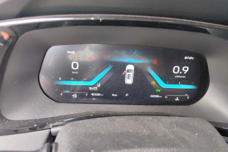 Used CHANGAN OSHAN X7 PLUS 2023 Enjoy Edition 1.5T Automatic Navigation Model Instrument Cluster